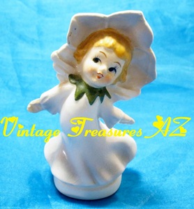 Image for Christmas Rose Flower Hat Girl Porcelain Figurine/Statue Japan Vintage ca 1950s <b><span style='color:red'> USPS PRIORITY MAIL SHIPPING INCLUDED – DOMESTIC ORDERS ONLY!</span></b><span style='color:purple'>